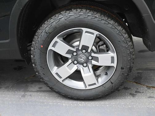 Crystal Black Pearl 2026 Honda Ridgeline RTL