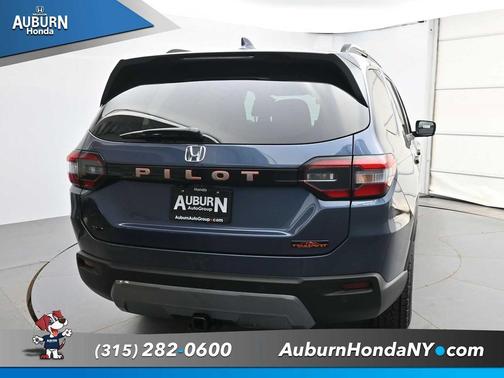 Smoke Blue Pearl 2026 Honda Pilot TrailSport