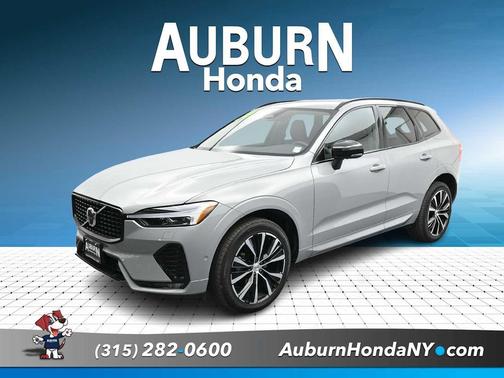 2024 Volvo XC60 B5 Plus Dark Theme