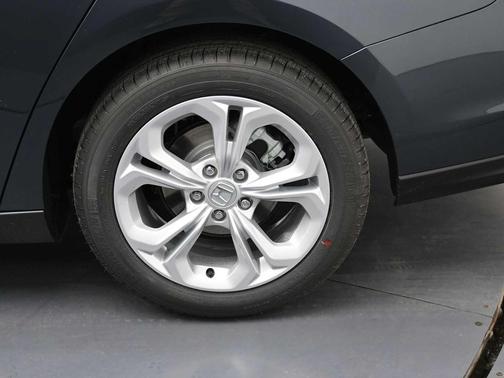 2025 Honda Accord LX 1.5T