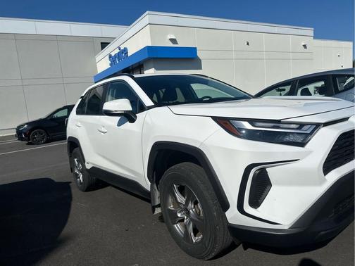 Ice Cap 2023 Toyota RAV4 Hybrid SE