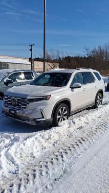 2024 Honda Pilot Touring 8-Passenger