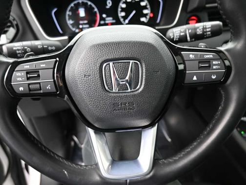 2024 Honda Pilot Touring 8-Passenger