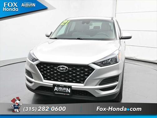 2021 Hyundai TUCSON SE