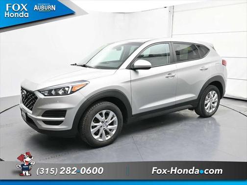 2021 Hyundai TUCSON SE