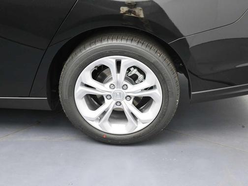 2025 Honda Accord LX 1.5T