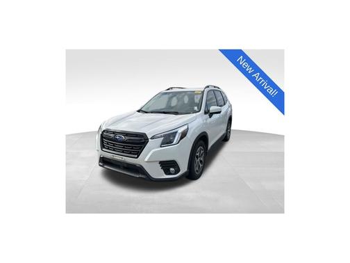Crystal White Pearl 2022 Subaru Forester Premium