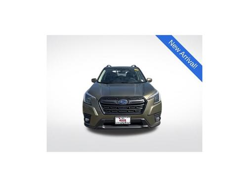 Autumn Green Metallic 2023 Subaru Forester Limited