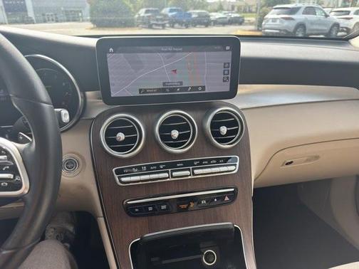 2021 Mercedes-Benz GLC 300 Base 4MATIC