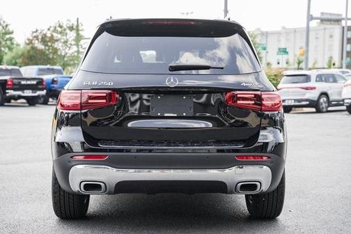 2025 Mercedes-Benz GLB 250 Base 4MATIC