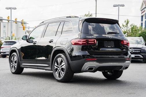 2025 Mercedes-Benz GLB 250 Base 4MATIC