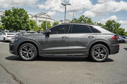 2021 Audi Q8 55 Premium