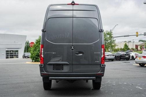2025 Mercedes-Benz Sprinter 2500 High Roof