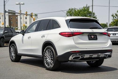 2025 Mercedes-Benz GLC 300 Base 4MATIC