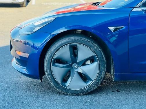 2020 Tesla Model 3 Long Range