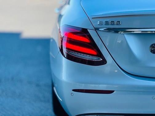 2017 Mercedes-Benz E-Class E 300