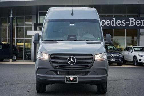 2026 Mercedes-Benz Sprinter 2500 144 WB Standard Roof Crew