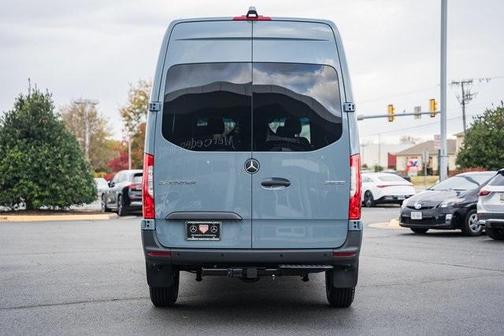 2026 Mercedes-Benz Sprinter 2500 144 WB Standard Roof Crew