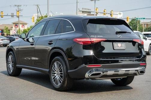 2025 Mercedes-Benz GLC 300 Base 4MATIC