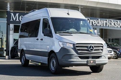 2021 Mercedes-Benz Sprinter 2500 144 WB Standard Roof Passenger