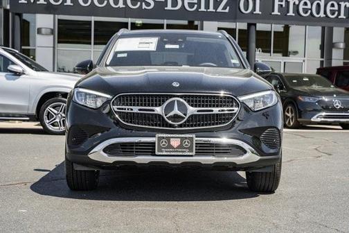 2025 Mercedes-Benz GLC 350e Base 4MATIC