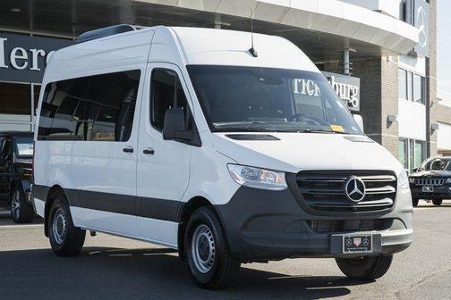 2024 Mercedes-Benz Sprinter 2500 144 WB Standard Roof Passenger