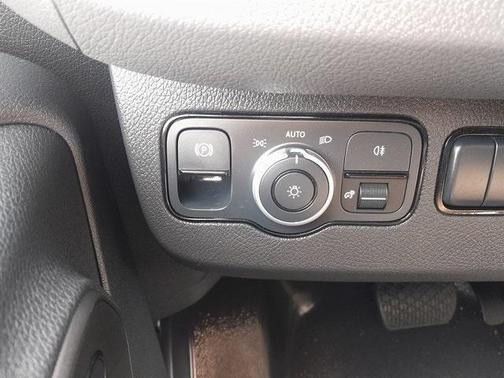 2024 Mercedes-Benz Sprinter 2500 144 WB Standard Roof Passenger