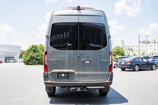 2024 Mercedes-Benz Sprinter 2500 144 WB Standard Roof Passenger
