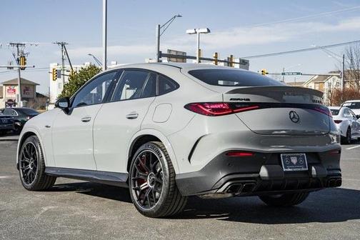 2025 Mercedes-Benz AMG GLC 63 S E Performance