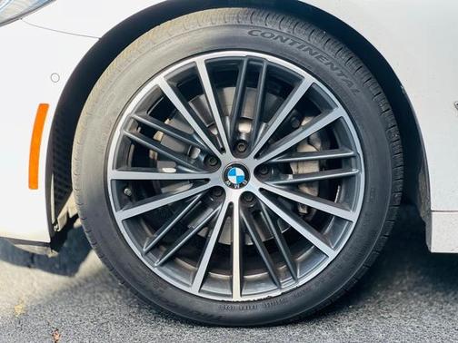 2021 BMW 530 i xDrive