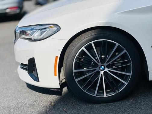 2021 BMW 530 i xDrive