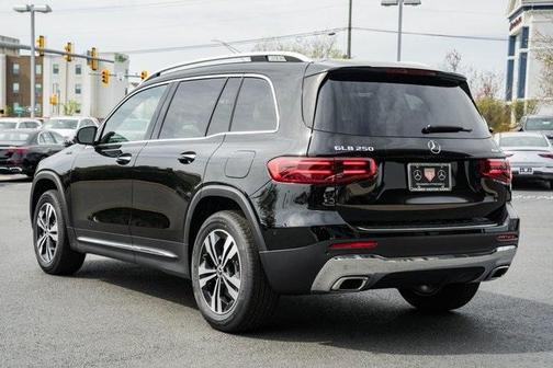 2025 Mercedes-Benz GLB 250 Base 4MATIC