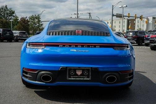 2022 Porsche 911 Carrera