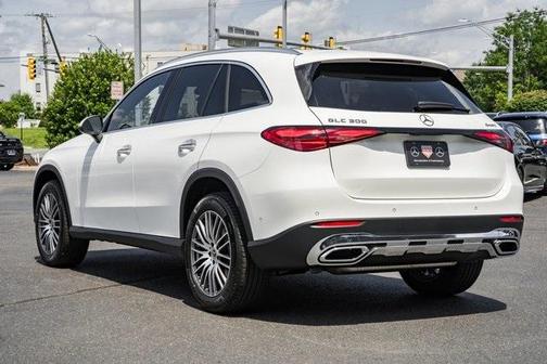 2025 Mercedes-Benz GLC 300 Base 4MATIC