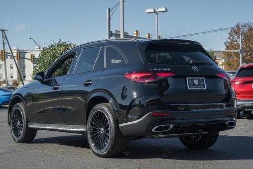 2026 Mercedes-Benz GLC 300 Base 4MATIC