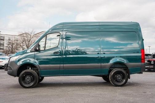 2025 Mercedes-Benz Sprinter 2500 Standard Roof
