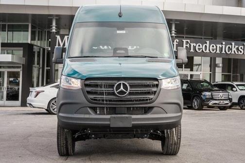 2025 Mercedes-Benz Sprinter 2500 Standard Roof