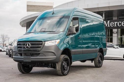 2025 Mercedes-Benz Sprinter 2500 Standard Roof