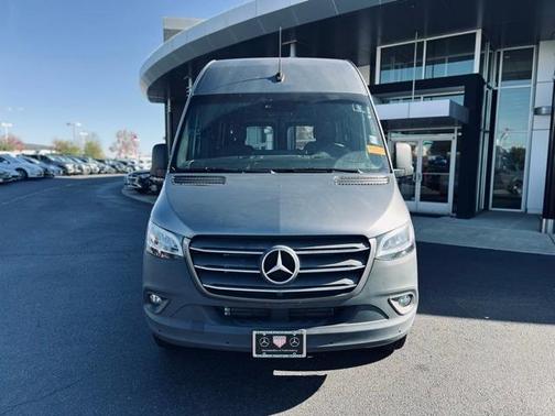 2023 Mercedes-Benz Sprinter 2500 144 WB