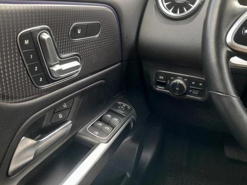 2021 Mercedes-Benz GLB 250 Base 4MATIC