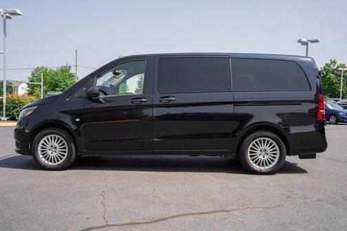 2018 Mercedes-Benz Metris Base
