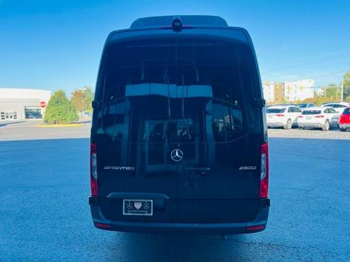 2024 Mercedes-Benz Sprinter 2500 High Roof