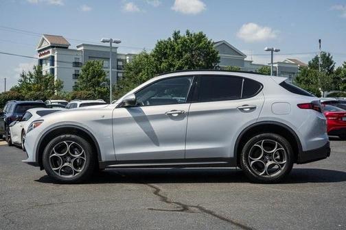 2022 Alfa Romeo Stelvio Ti