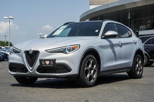 2022 Alfa Romeo Stelvio Ti