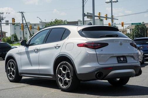 2022 Alfa Romeo Stelvio Ti
