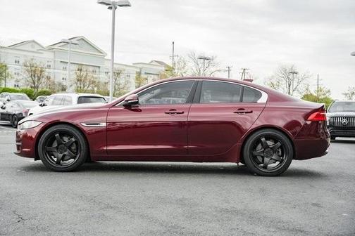 2017 Jaguar XE 25t