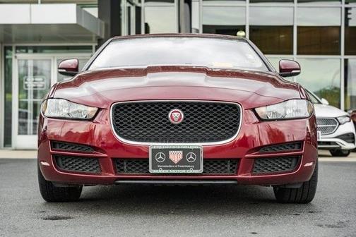2017 Jaguar XE 25t