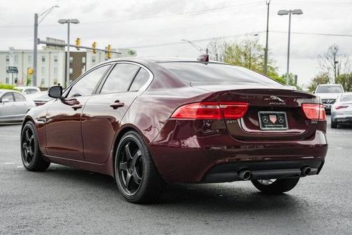 2017 Jaguar XE 25t