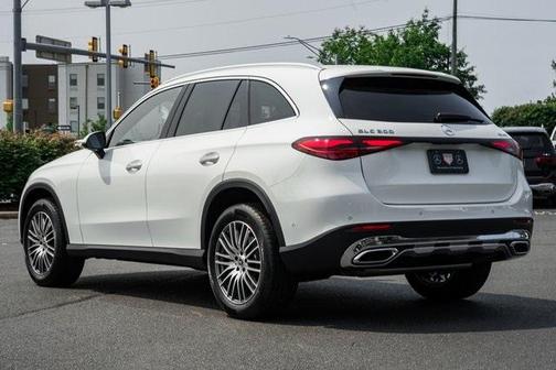 2025 Mercedes-Benz GLC 300 Base 4MATIC