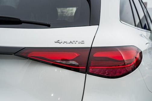 2026 Mercedes-Benz GLC 300 Base 4MATIC